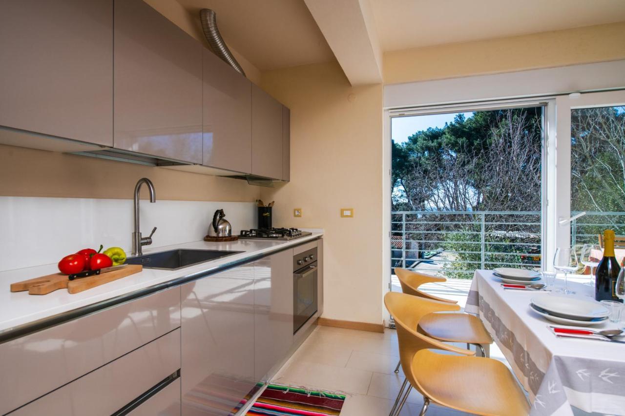 Apartment Manto Free Parking Rovinj Exterior photo
